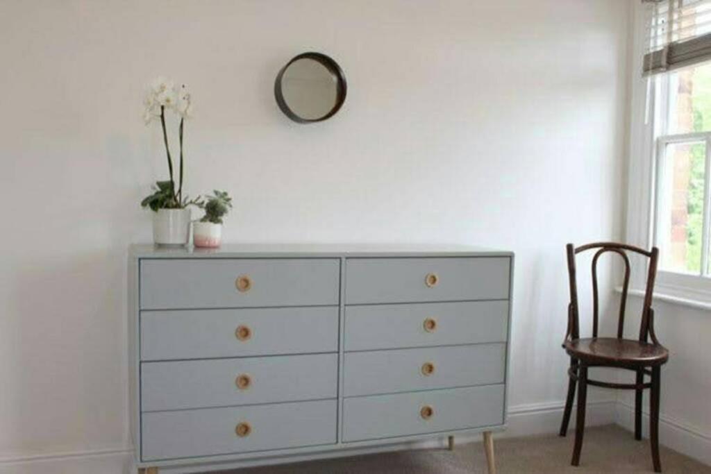 Luxury Townhouse In Town Centre, Views, River Walk, Free Parking Shrewsbury Extérieur photo